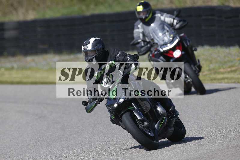 /01 02.04.2026 MAZ ADR/Gruppe gelb Gruppe gruen/44